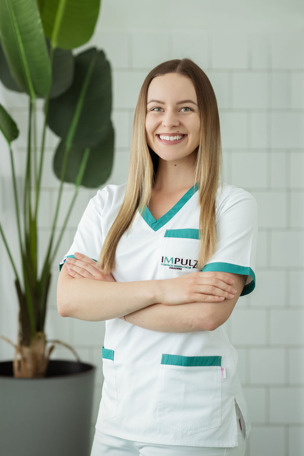 •	Mgr. Aneta Šteinigerová 